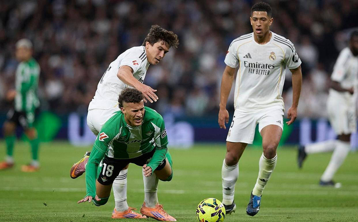 西甲最新积分榜出炉:皇马大胜,马竞平局,塞维利亚惨败